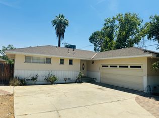 230 B St, Bakersfield, CA 93304