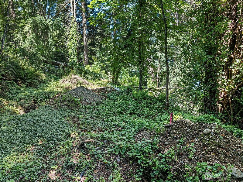 5th image of 14447 Crescent Valley Road NE