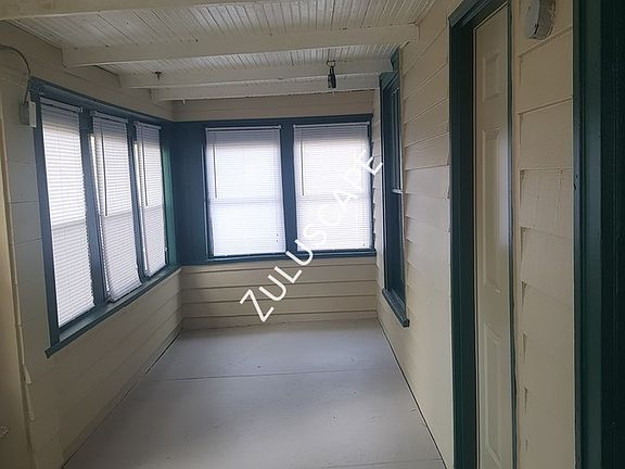 2nd image of 4053 Graceland Ave