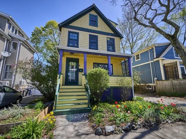 30 Brookford St, Cambridge, MA 02140