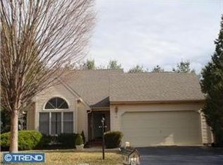 17 Ruby Ct, Newtown, PA 18940