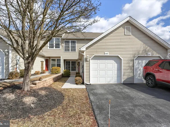 660 Mallard Dr, Etters, PA 17319