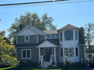 607 Ocean Rd, Spring Lake, NJ 07762