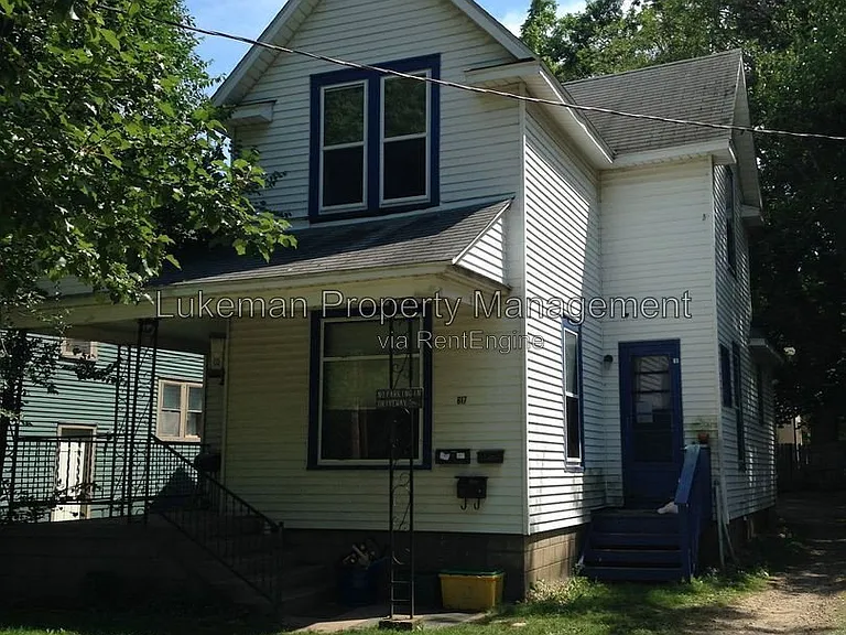617 Forest St #1 — Photo 1