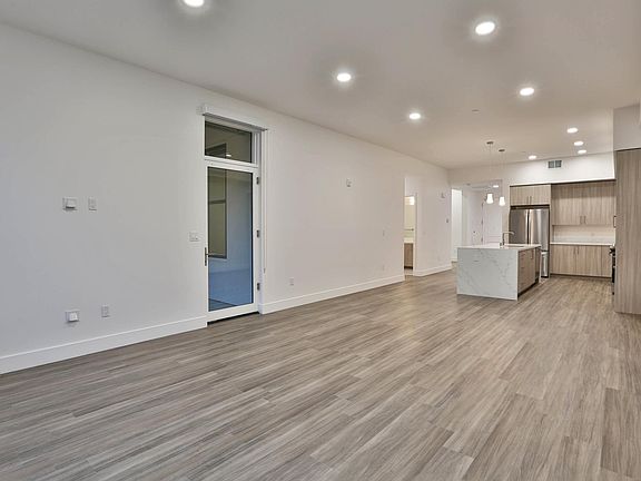 5th image of 833 W El Camino Real #220