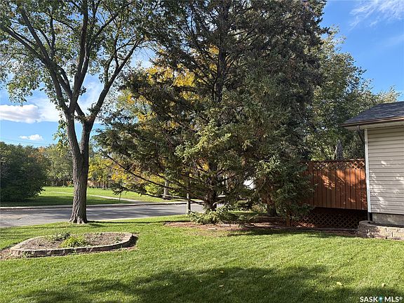 3rd image of 3116 3rd Avenue N