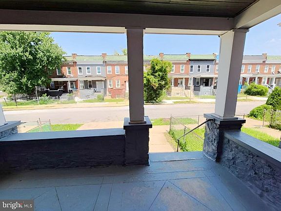 4th image of 4914 Queensberry Ave