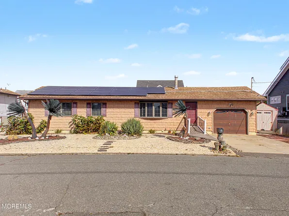 245 Pine Drive, Bayville, NJ 08721