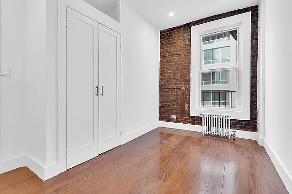 Rented by Compass | media 9