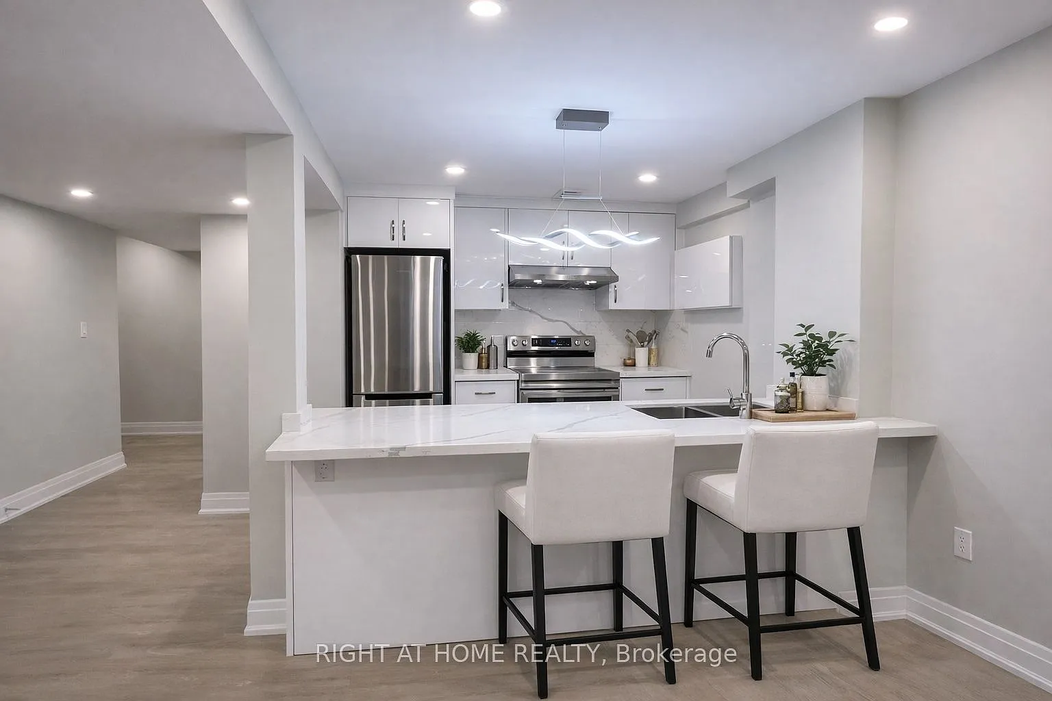 1 bed, $2,000 — Photo 2