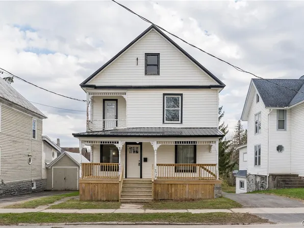 38 E Barney St, Gouverneur, NY 13642