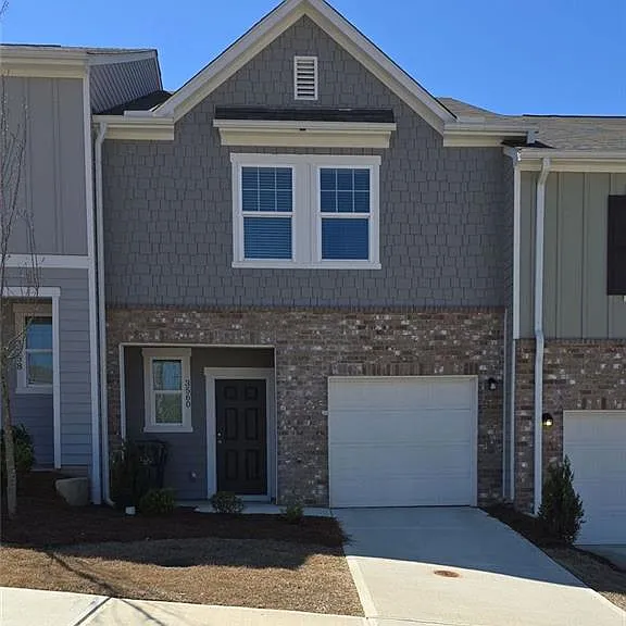 3560 Eagle Ct SW — Photo 1