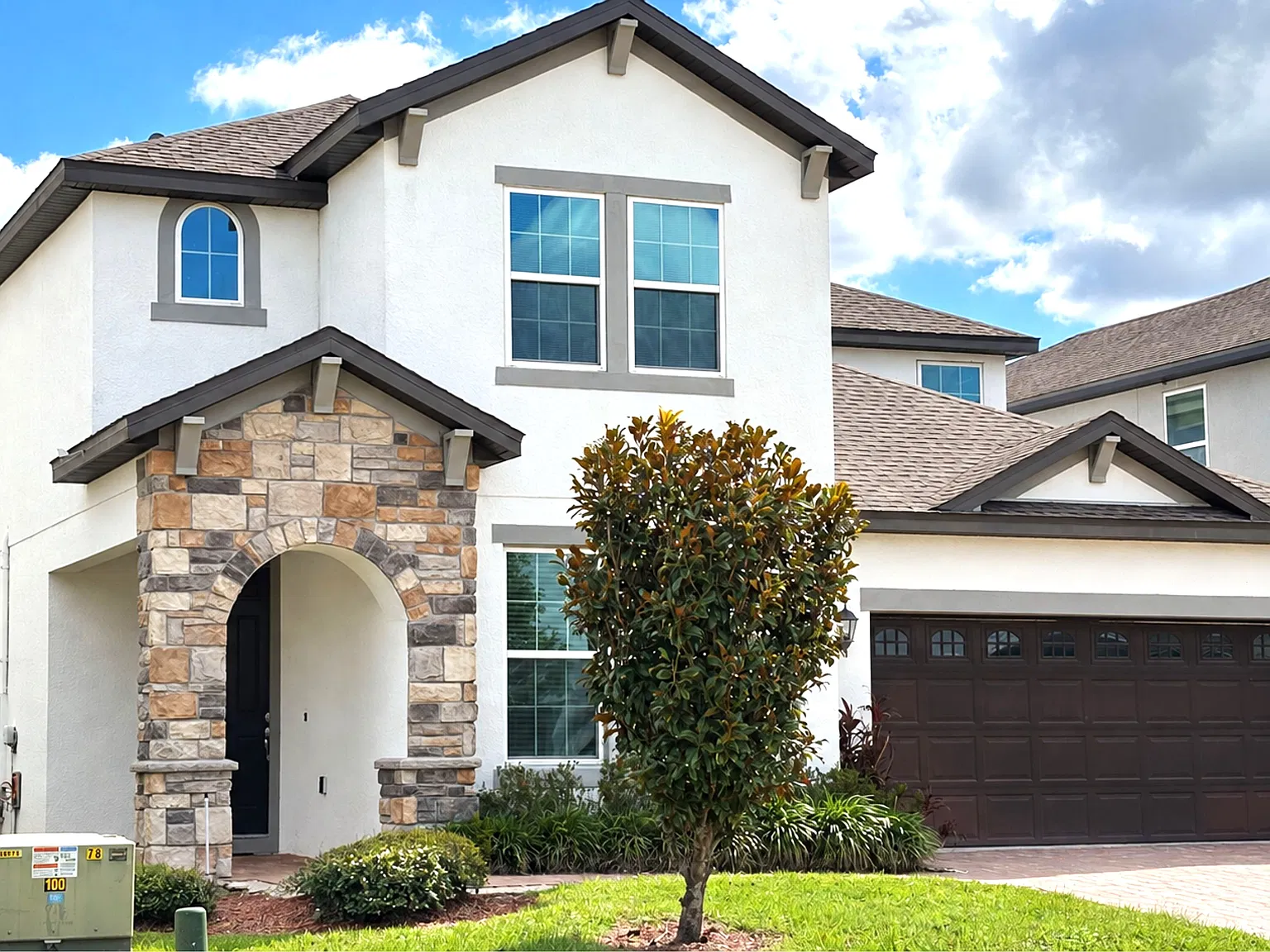 Luxury 6BR/4.5BA Lake Nona Home | Private Lanai, Quick Move-In & Lawn Care Included! — Photo 2