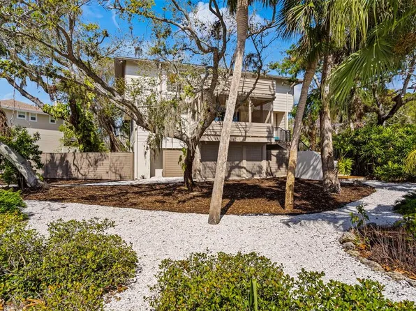 5239 Siesta Cove Dr, Sarasota, FL 34242