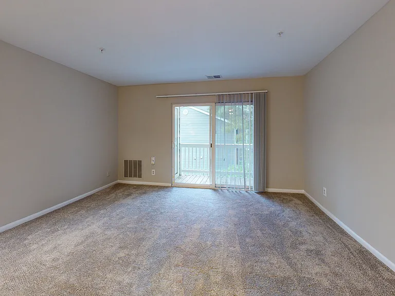Canterbury Apartments — Photo 153