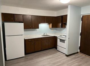 525 Crown St APT 214, Meriden, CT 06450