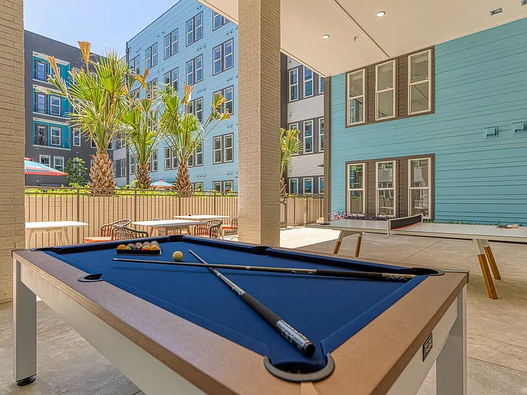 Alexan Riverside — Photo 22