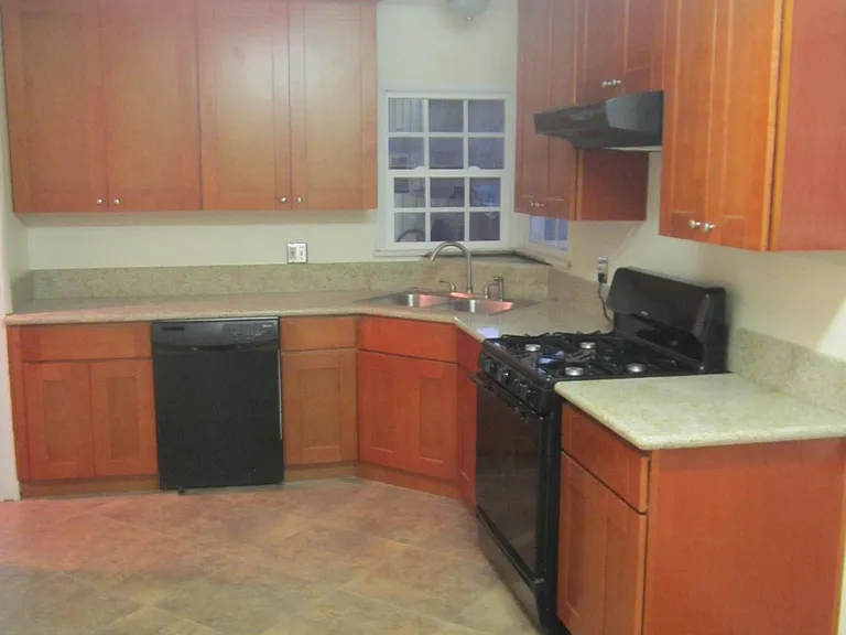 610 S Saint Malo St — Photo 8