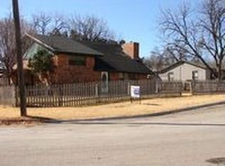 201 W Clara Ave, Iowa Park, TX 76367