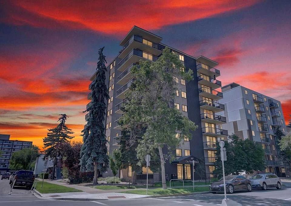 1st image of 1107 NE 15th Ave SW #401