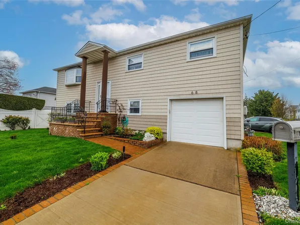 68 Lincoln Avenue, Island Park, NY 11558