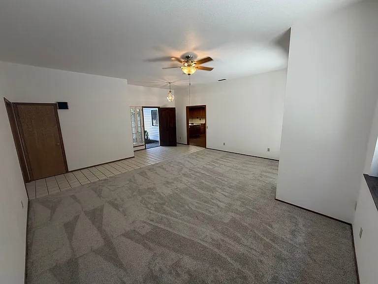 11674 Prospect Hill Dr — Photo 7