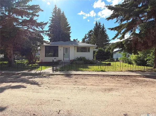 206 Watson STREET, Lipton, SK S0G 3B0