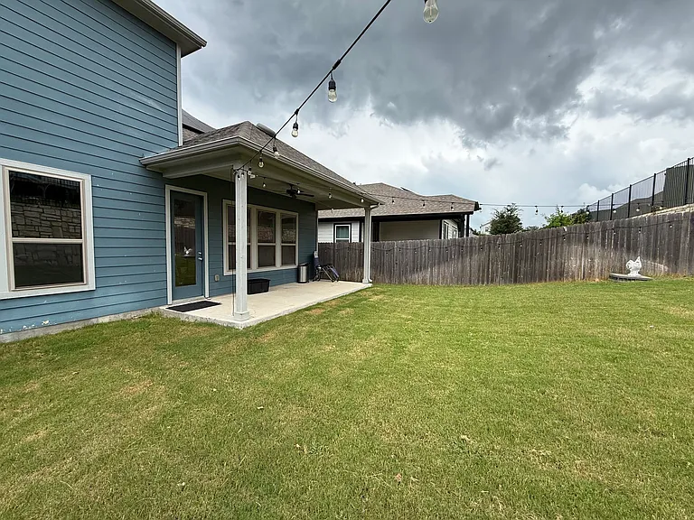 9813 Evening Canopy Dr — Photo 24