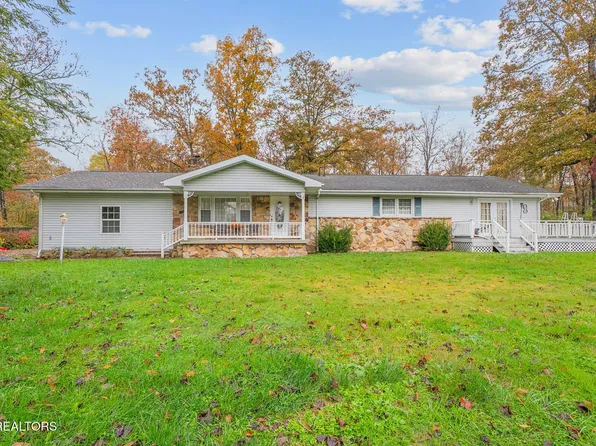 746 Dunbar Rd, Crossville, TN 38572