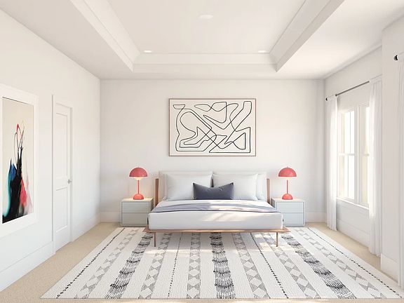 Primary suite with ceiling moulding