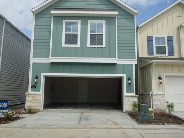 701 Sand Dollar Dr, Kemah, TX 77565