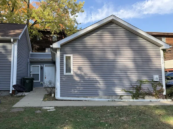 712 W High St #1, Urbana, IL 61801