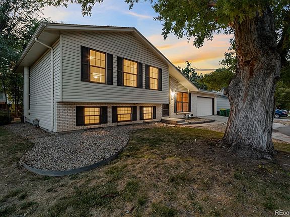 2nd image of 3087 S Garland Court