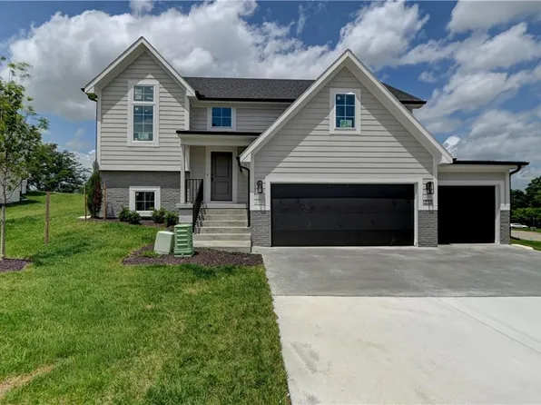 6400 NW 98th St, Kansas City, MO 64114