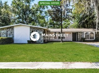 1160 Crown Dr, Jacksonville, FL 32221
