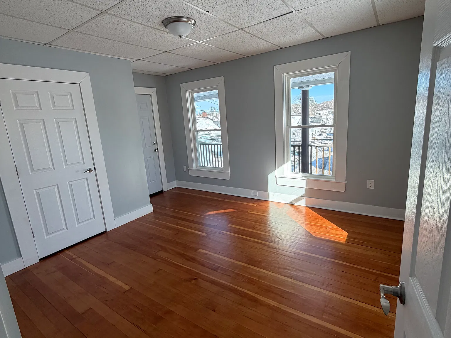 2 bed, 1200 sqft, $1,800 — Photo 2