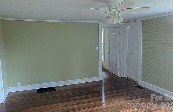 5th image of 4831 Sulphur Springs Rd NE