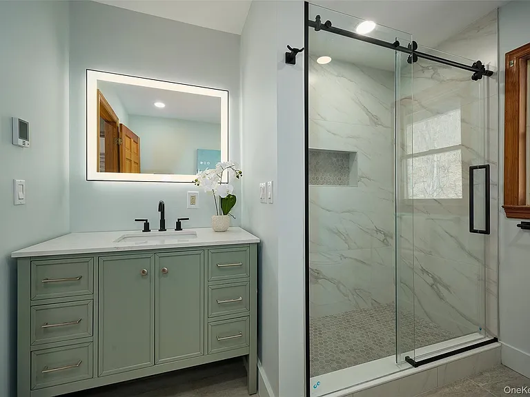 568 Oak Summit Rd — Photo 33