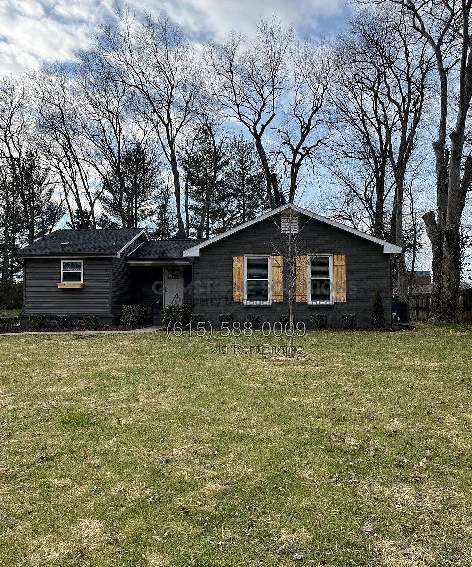 3 bed, 2.0 bath, 1950 sqft, $3,100 — Photo 2
