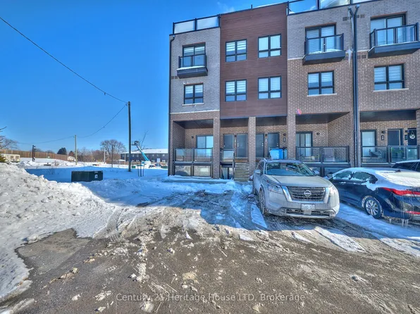 6705 Cropp St #55, Niagara Falls, ON L2E 0C1