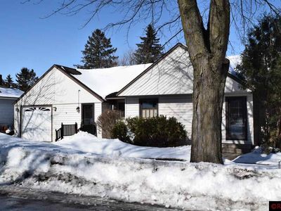 102 W 1st St, Delavan, MN, 56023