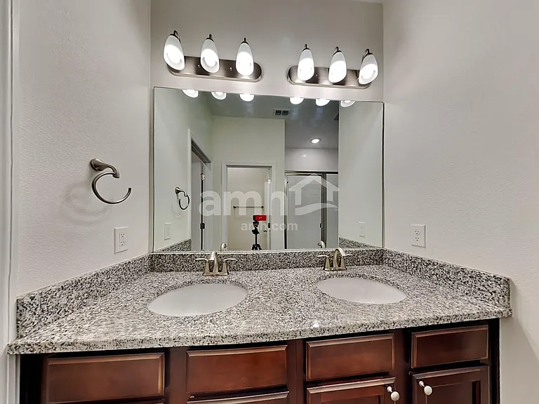 2463 Ixora Ct — Photo 14