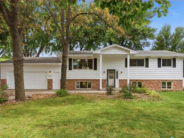 4701 S Arden Ave, Sioux Falls, SD 57103