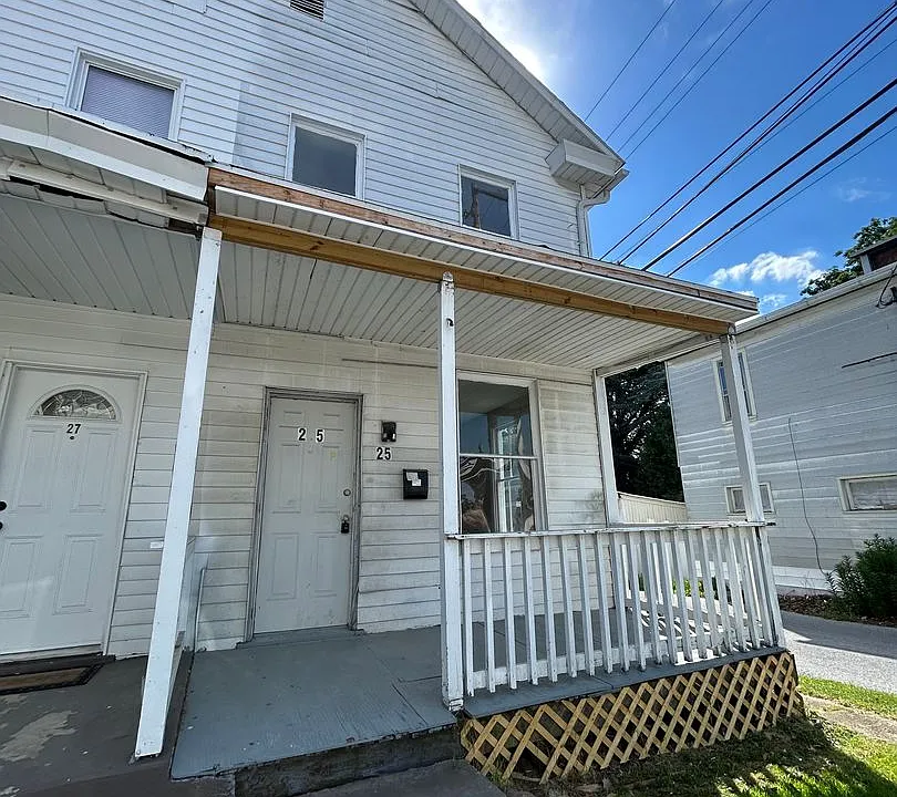 25 Butler St