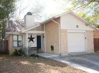 945 Sundance St, New Braunfels, TX 78130