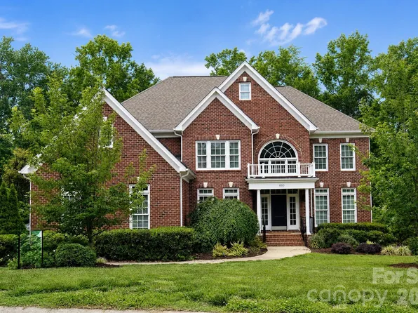880 Hickory Stick Dr, Fort Mill, SC 29715