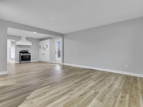 5th image of 8511 Blue Lake Ave
