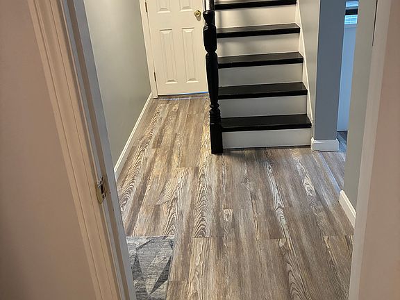 2nd image of 22 West St APT 3