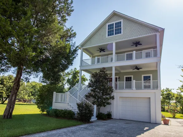 3095 S Shore Dr, Charleston, SC 29414