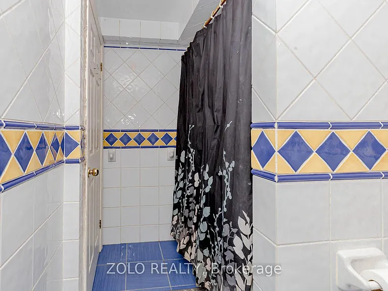 1474 Rosemanor Dr — Photo 17
